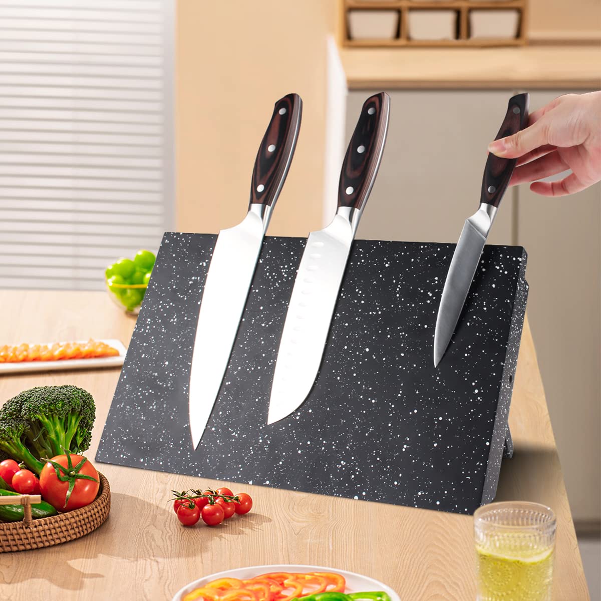 MOSFiATA Magnetic Knife Block - Strongly Magnetic Knife Holder - Magnetic Knife Stand Without Knives - Kitchen Universal Storage Rack Cutlery Display Stand Black